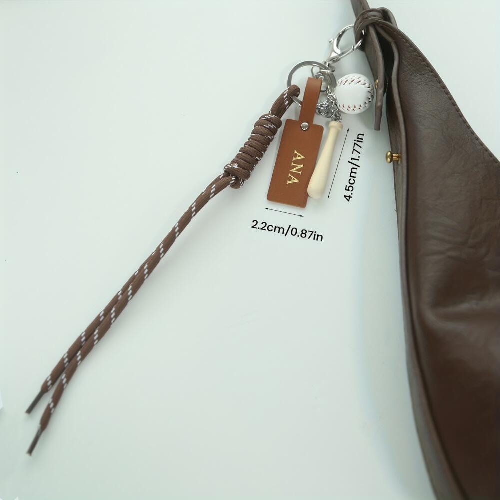 พวงกุญแจธีมกีฬาแบบปรับแต่งได้  - Monogram Keychain Leather บทวิจารณ์และราคา