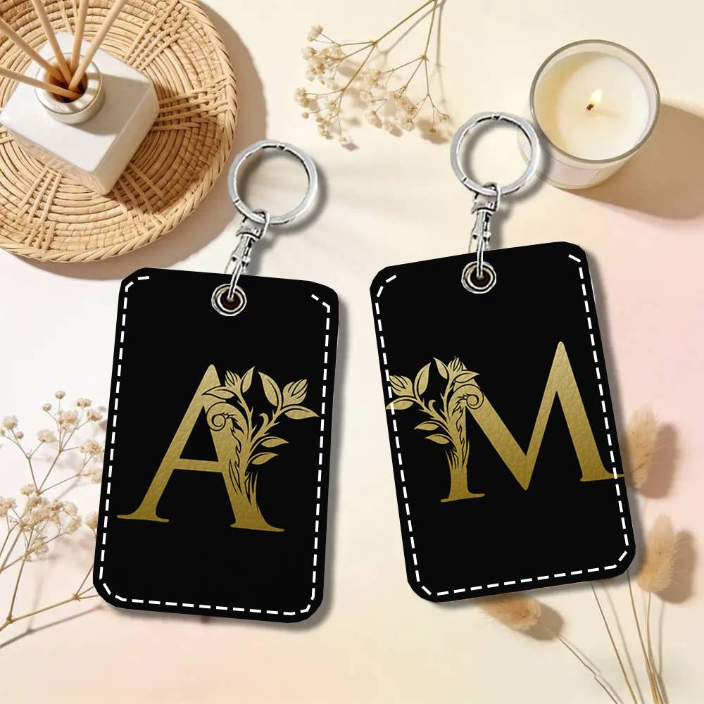 กระเป๋าใส่บัตรพร้อมตัวอักษรย่อ - Monogram Keychain Leather บทวิจารณ์และราคา